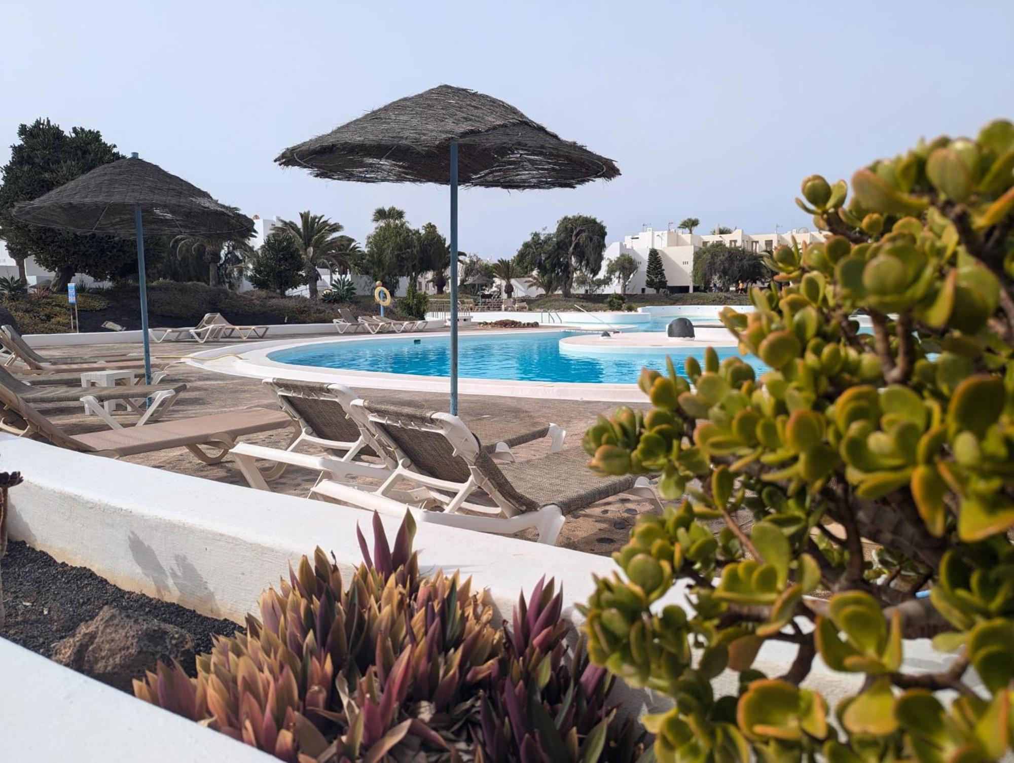 Charming Flat In Los Molinos With Terrace & Pools, Near Playa Bastian Costa Teguise Esterno foto
